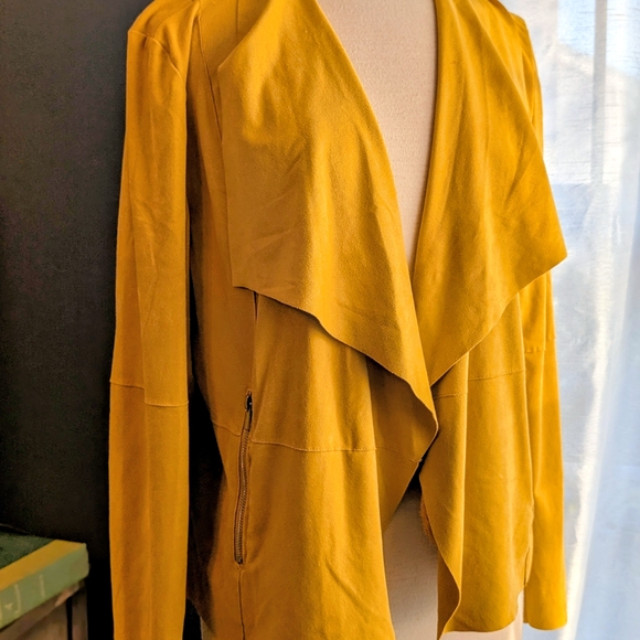 bagatelle Jackets & Blazers - bagatelle Mustard Open-Front Draped Jacket